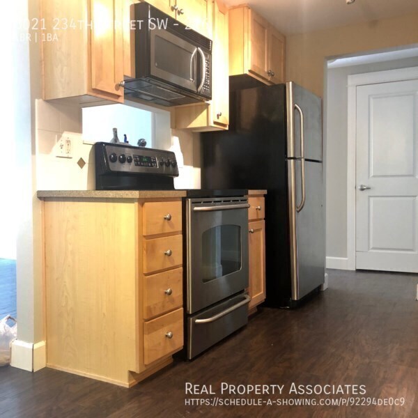 Photo - 8021 234th Street SW