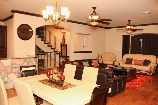 Photo - 3007 Falls At Fairdale