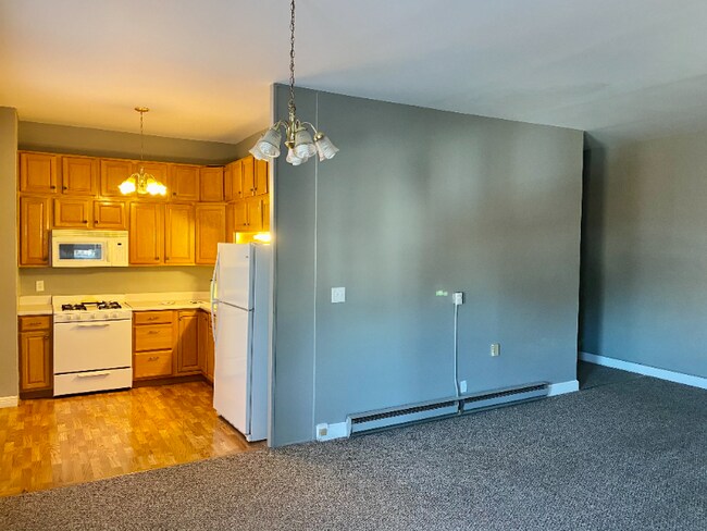 Photo - 527 Main St Unit Apt 1