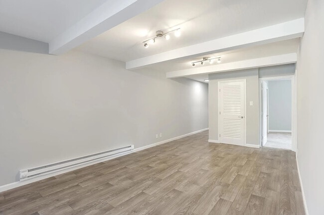 Woodside Court