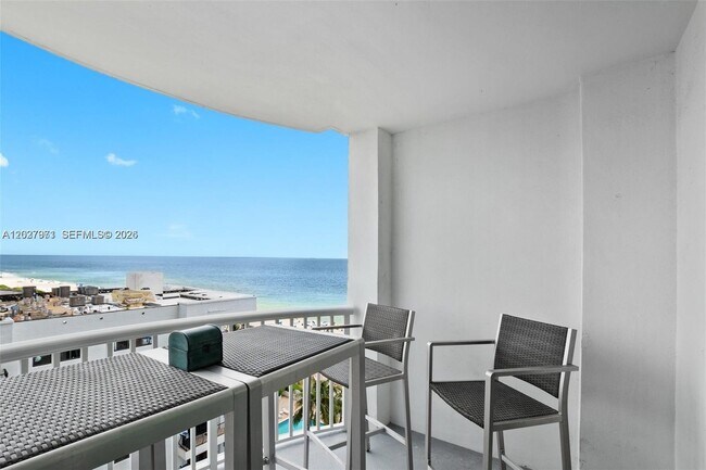Photo - 5401 Collins Ave Unit 807