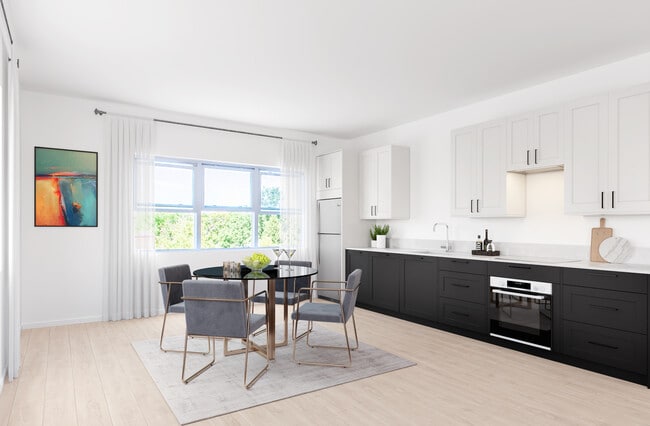 Photo - 172 Nassau St