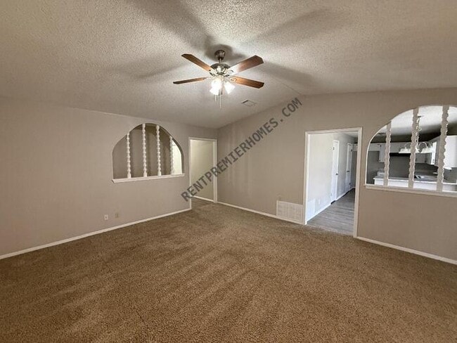 Photo - 1237 N Ironwood Pl