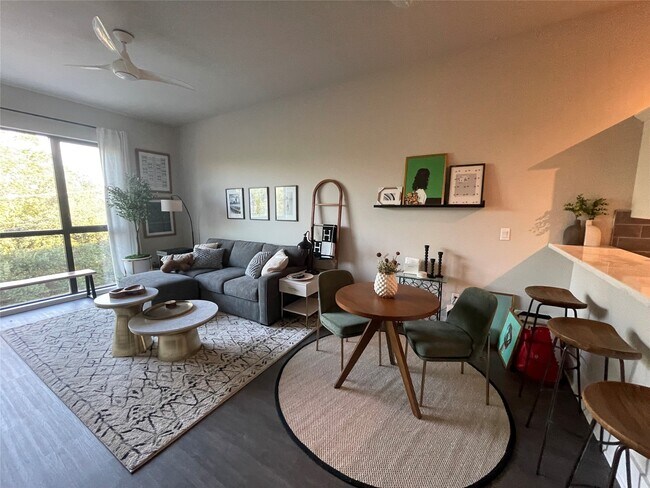 Photo - 2727 Houston Ave Unidad 304