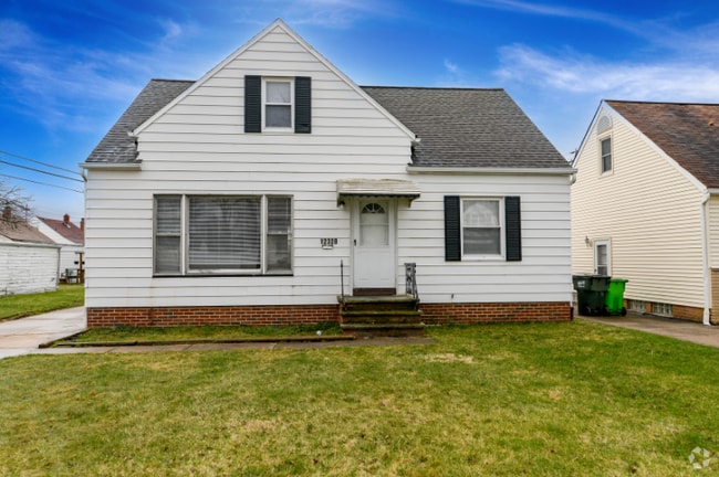 Building Photo - 12328 Grannis Rd Rental