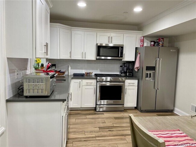 Photo - 29 Carpenter Ave Unidad B6