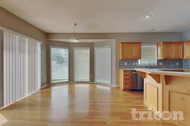Photo - 14513 W 138th Terrace