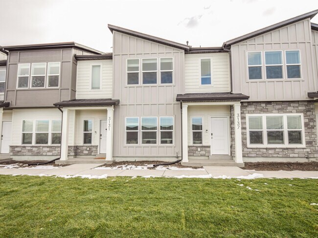 Photo - 3137 S 225 W