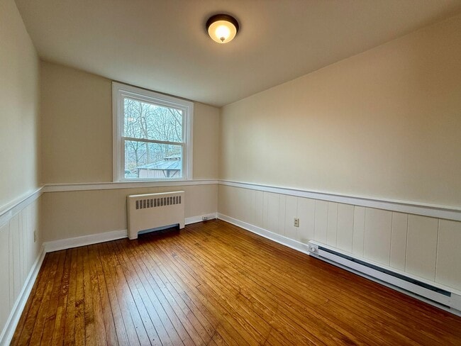 Photo - 2BD/1BA Townhome