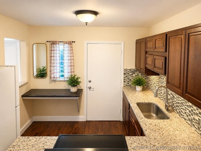 Building Photo - 4500 N Flagler Dr Unit A1