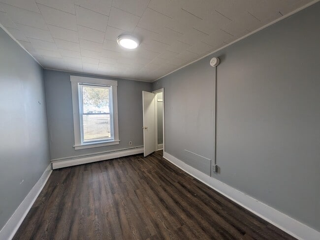 Photo - 31 Chestnut St Unit A