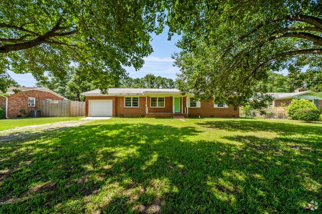Building Photo - 513 Mohican Trl Rental
