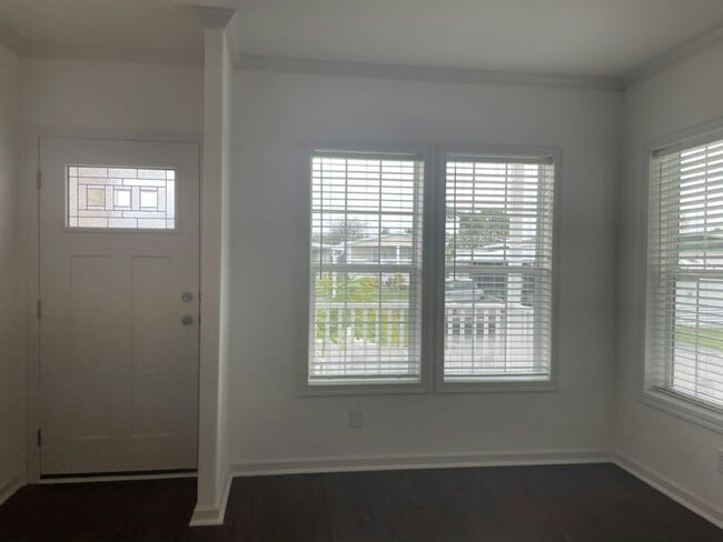 Photo - 7182 42nd Dr N