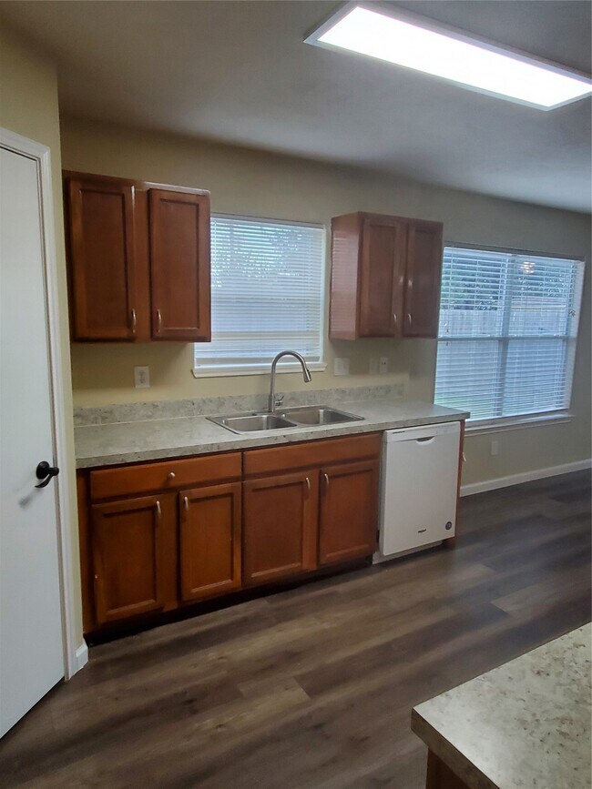 Photo - 9342 Canady Park Ln