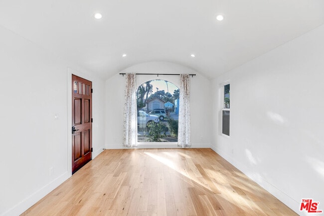 Photo - 3062 Field Ave