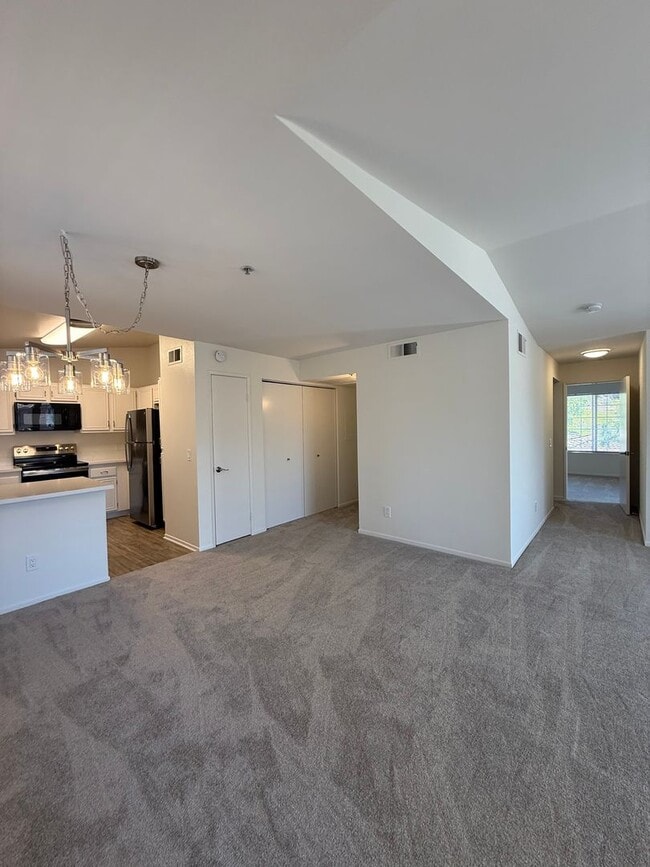 Photo - Terrific 2Br/2Ba Condo in gated community of Morada in Rancho Bernardo - Updated 2nd floor