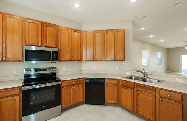 Photo - 1848 Atlantic Dr