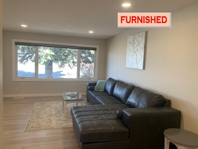 Photo - 10711-10103 103 Ave Unité F69&F70 Furn A&B