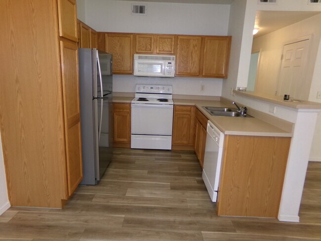 Photo - 3002 W Elizabeth St