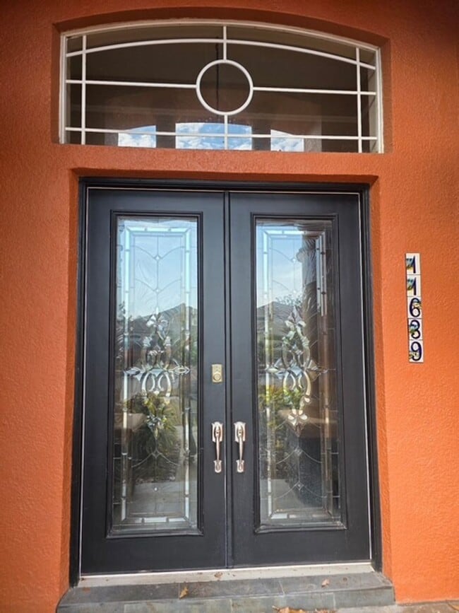 Photo - Beautiful and Spacious