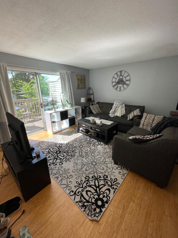 Photo - 110 Coalpit Hill Rd