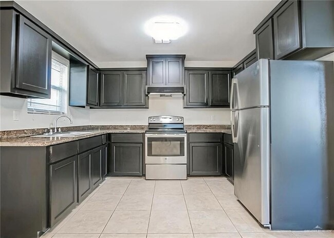 Photo - 7 Taxco Ct Unit 1