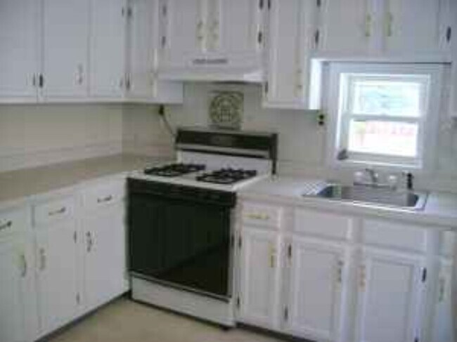 Photo - 164 Bowen St Unit 1