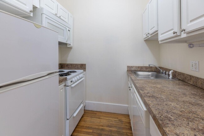 Photo - 881 Massachusetts Ave Unidad 7