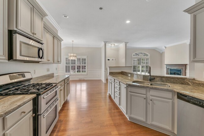Photo - 4300 Westford Pl
