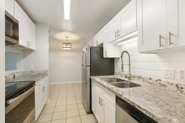 Photo - 823 Hammond Manor Dr Unidad C