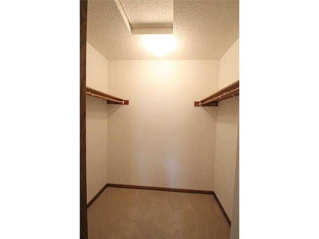 207 Primrose Ct