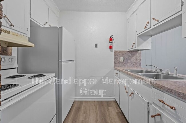 Photo - 1215 Mosstree Rd Unit 12