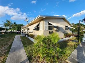 Photo - 224 SW 10th St Apartment Unit 1