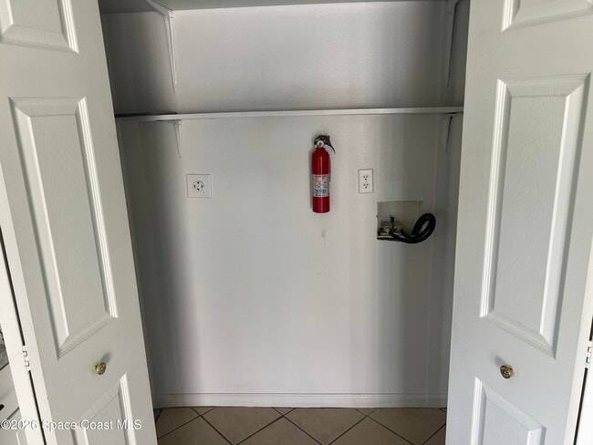 Photo - 1625 Santos St SE