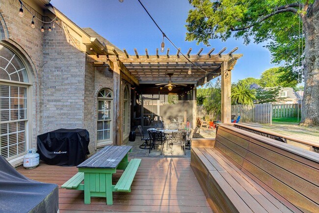 Photo - 1765 Hartwell Manor N