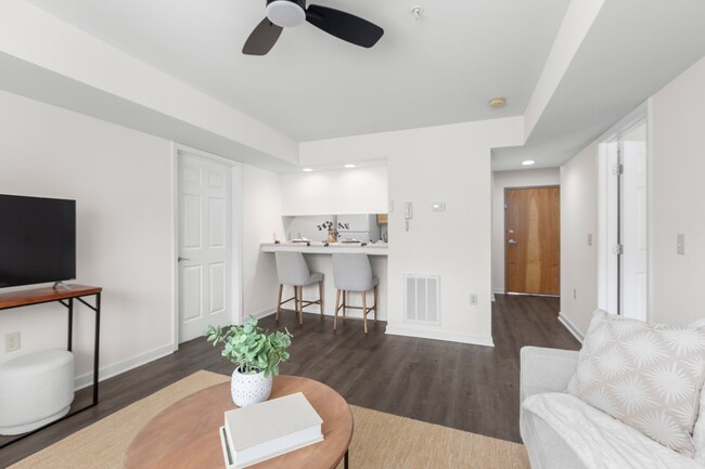 Cary Belvidere Apartments - Cary Belvidere Apartments