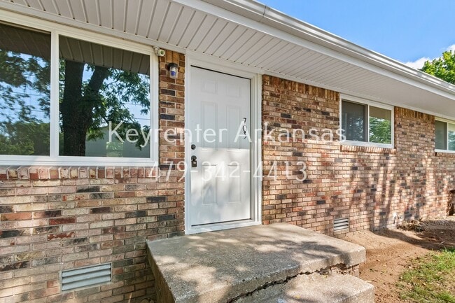 Photo - N College Duplex Unit 703