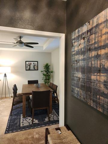 Photo - 16235 Red Wood Cir N