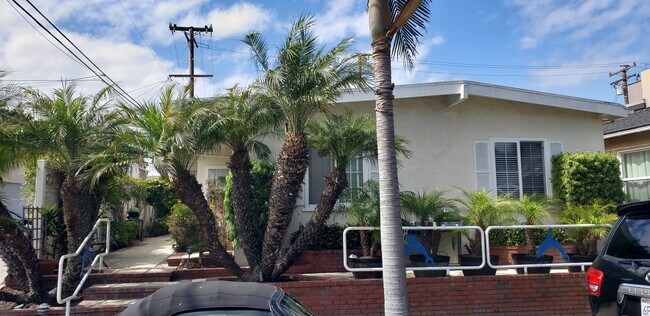 Photo - 109 E Dolphin Ave Unidad 1