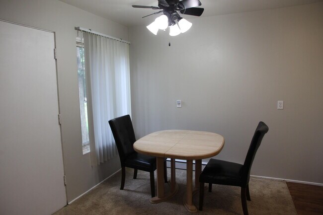 Photo - 4190 Packard St Unidad #4