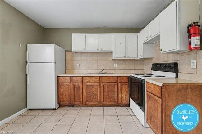 Photo - 1500 Autumn Dr Unit 1