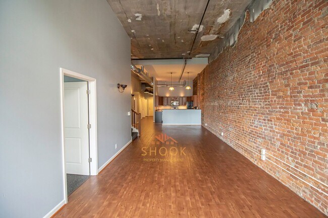 Photo - 102 N 3rd Street