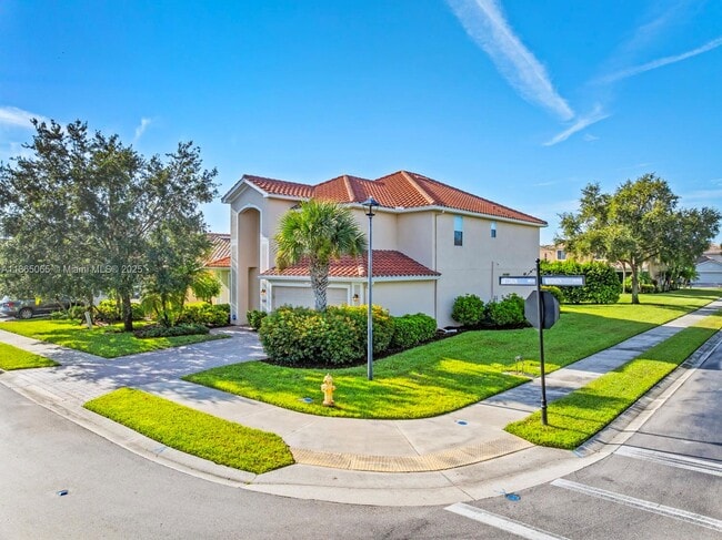 Photo - 2330 Heydon Cir E Casa