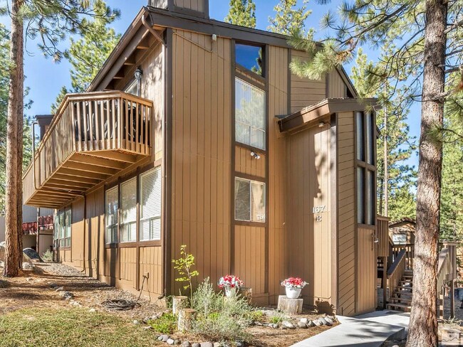 Photo - 167 Holly Ln