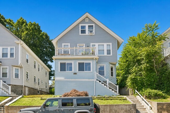 Building Photo - 336 Cornell St Unit 1