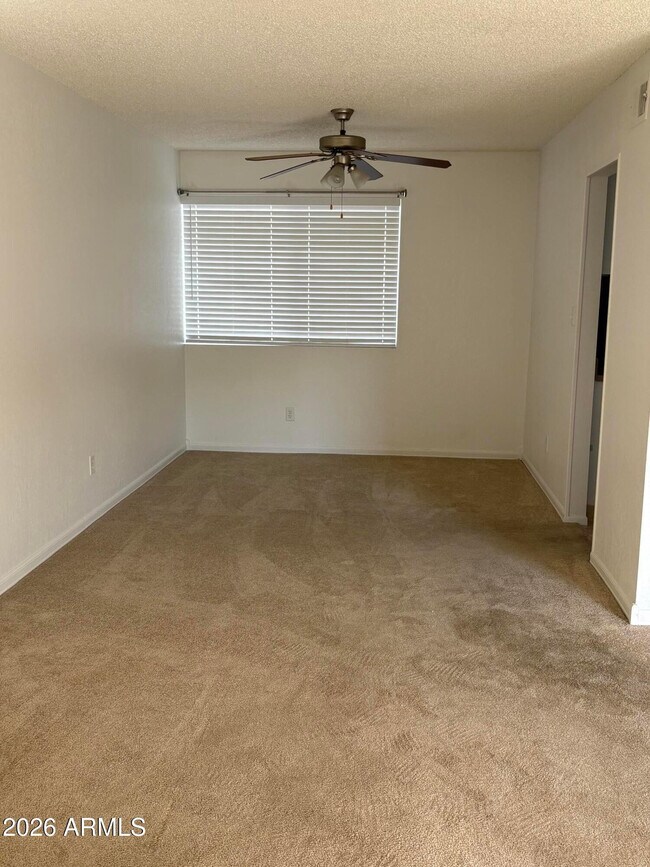 Photo - 7141 N 16th St Unidad 212