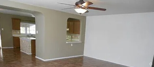 Building Photo - 3218 Comal Springs Rental