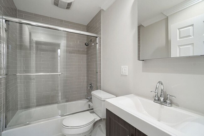 Photo - 733 Parker St Unit 202