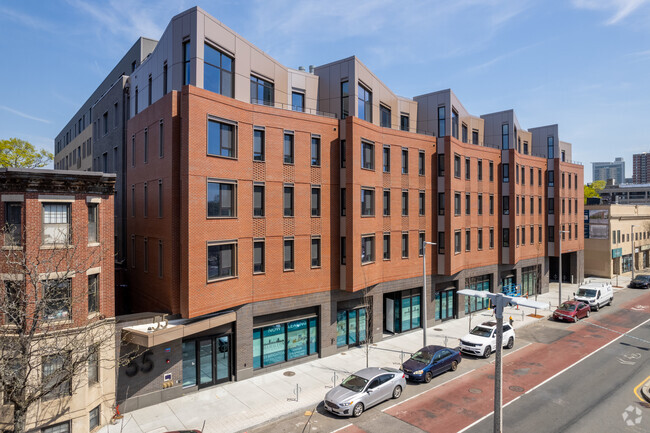 Photo - 55 BRIGHTON AT PACKARD CROSSING