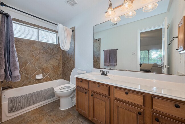 Photo - 157 E Frontera Cir